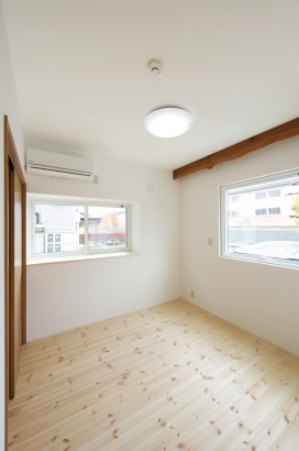 鎌田工務店|新しいスタィルの二世帯住宅|洋室